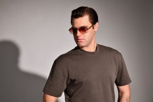 SUNGLASSES